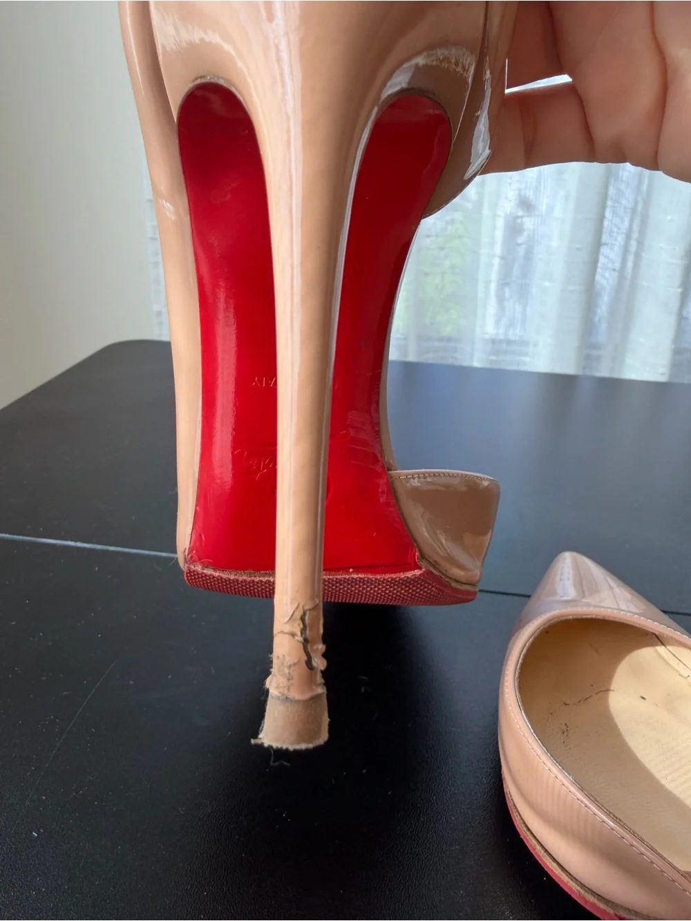 Red Bottoms Nude Patent Stiletto Pumps - Picture 5 of 8
